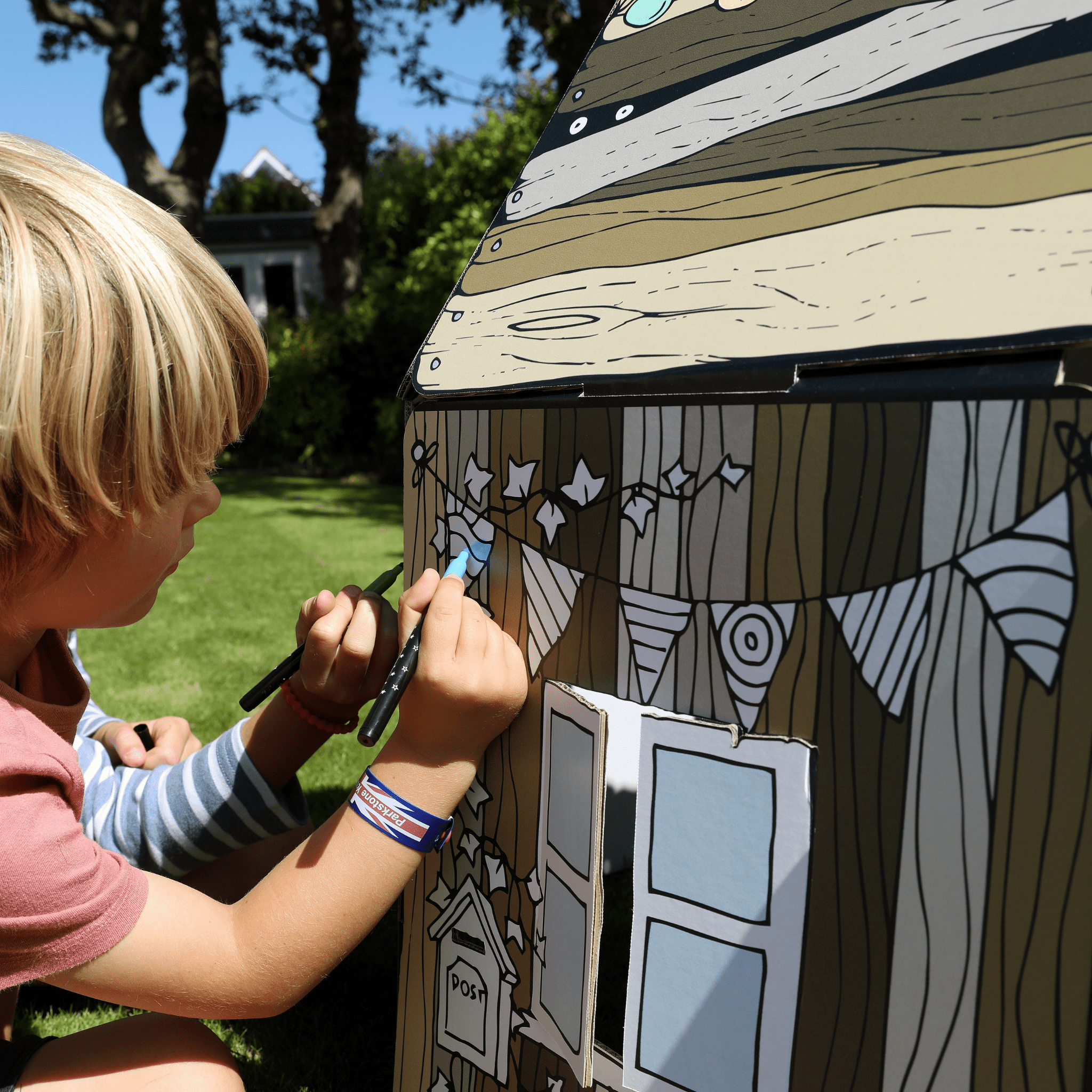 Play Den & Periscope - Children's Colour-in Playhouse