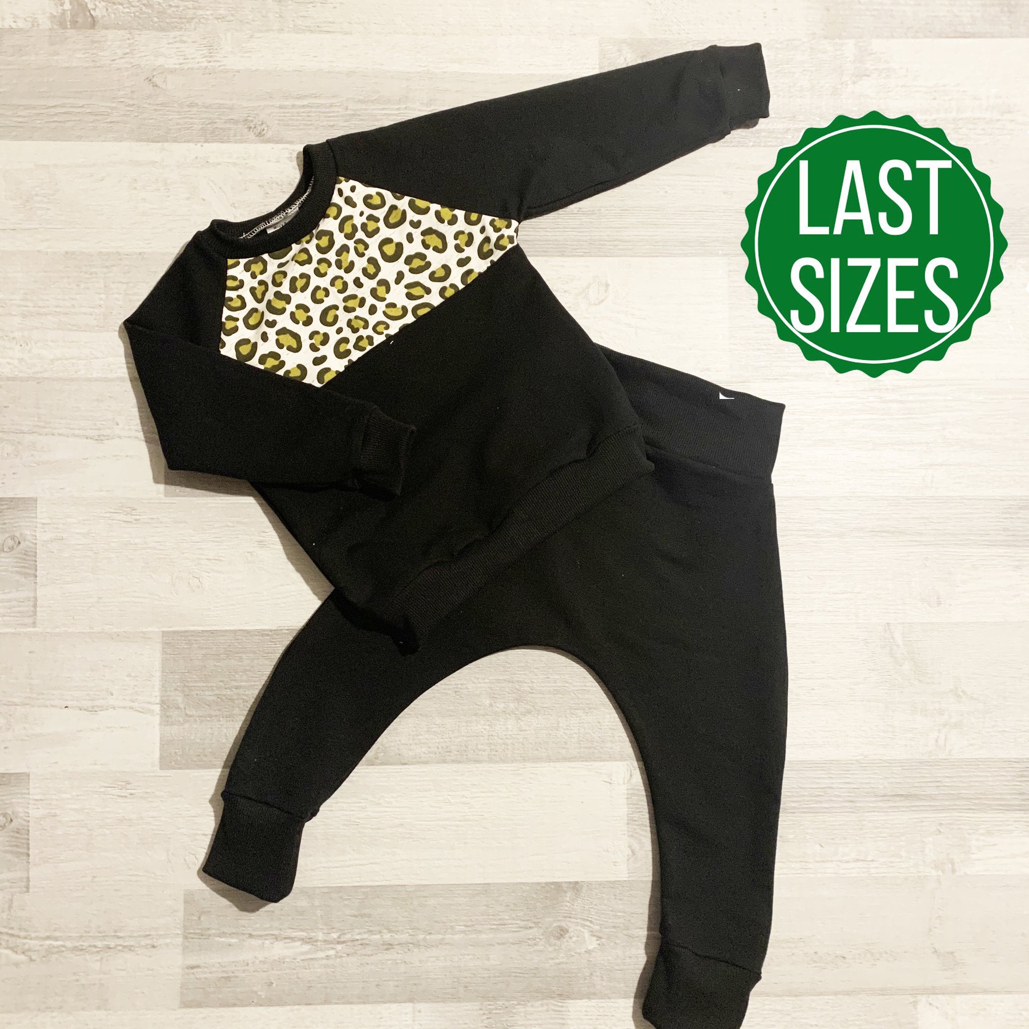 LeopardBlackBundle3_1024x1024_2x_00681cf9-1d5f-44c1-900f-1de5fa197a09copy.jpg