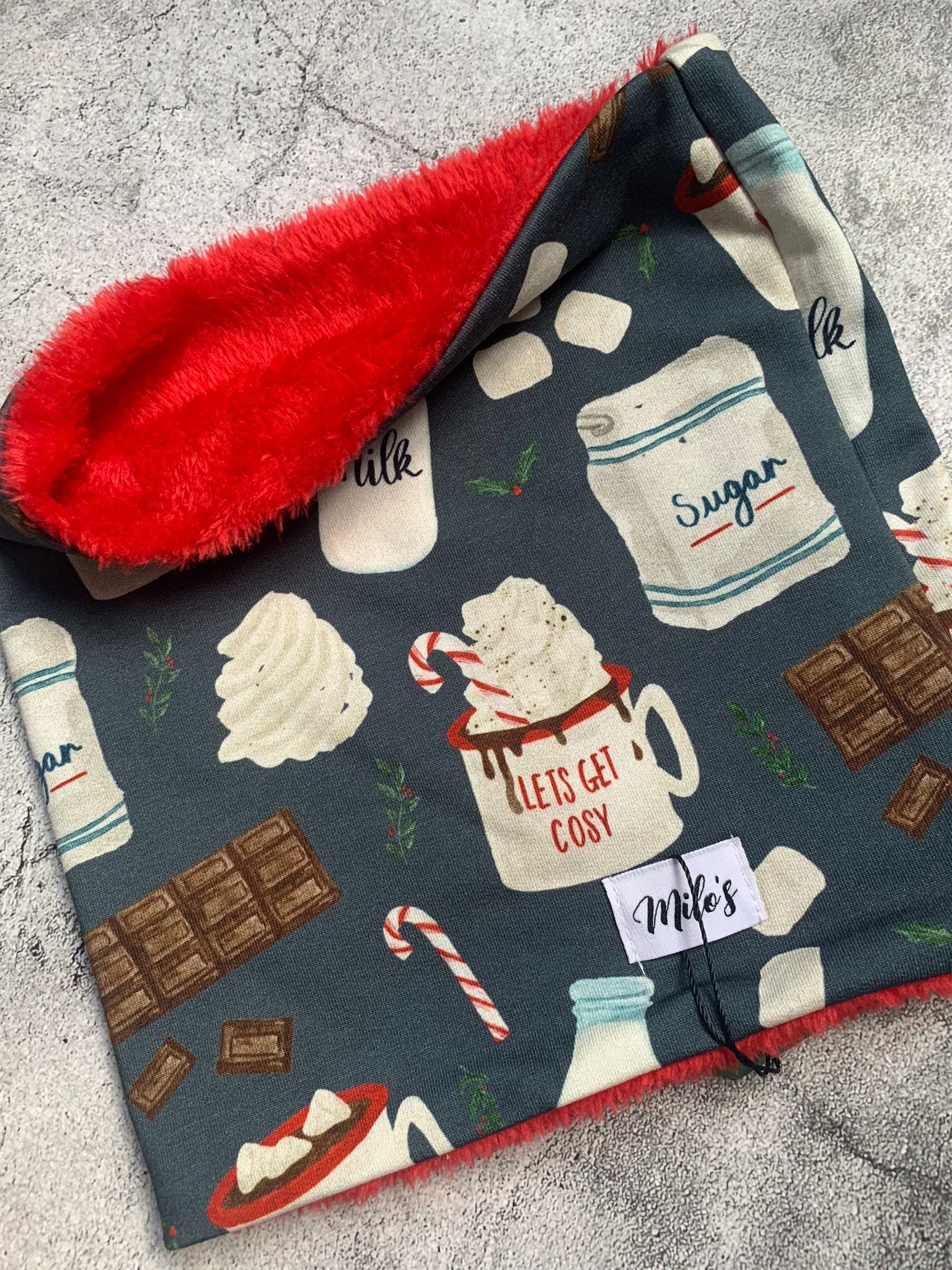 Hot Cocoa Cuddly Snood