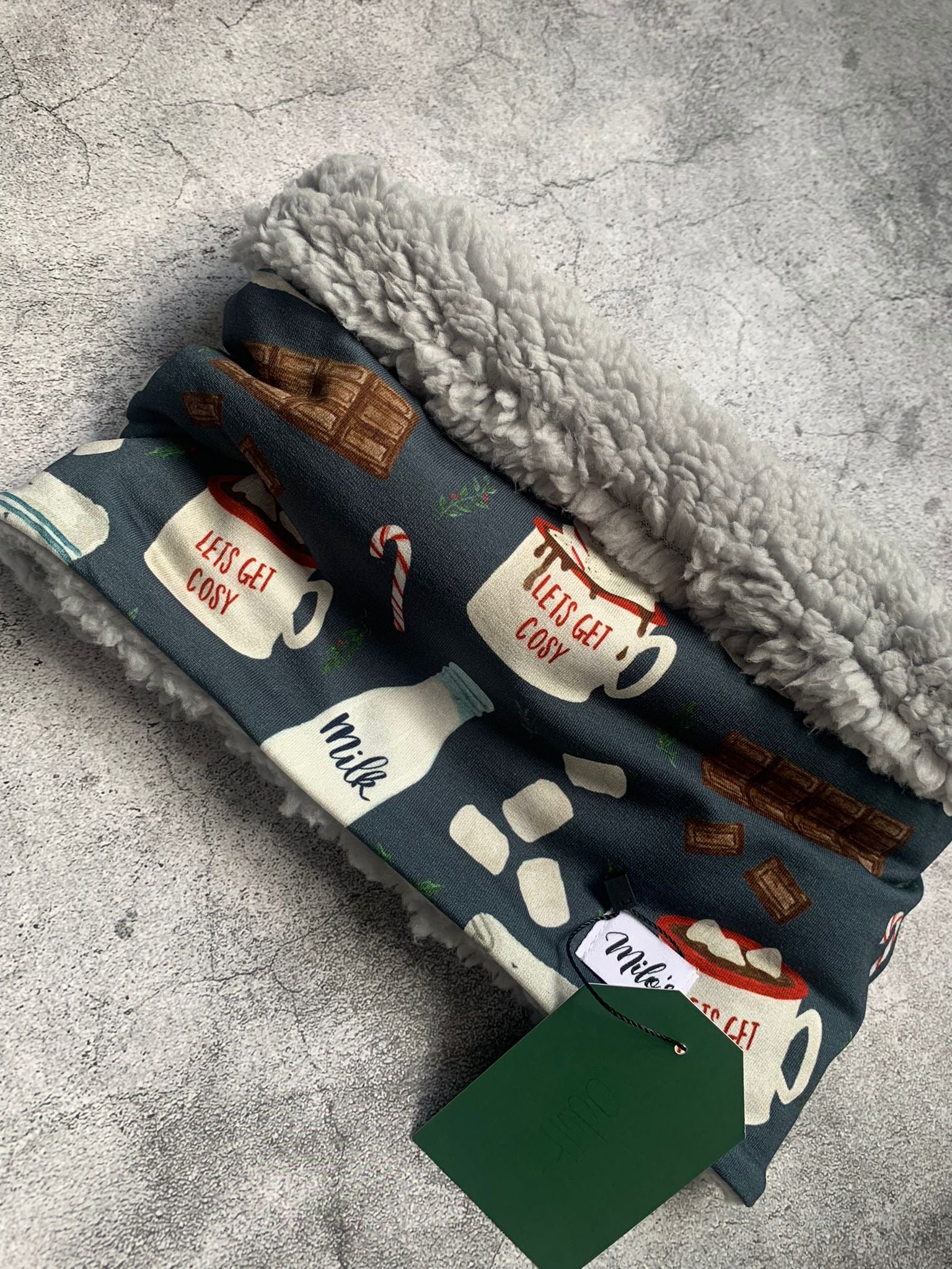 Hot Cocoa Cuddly Snood